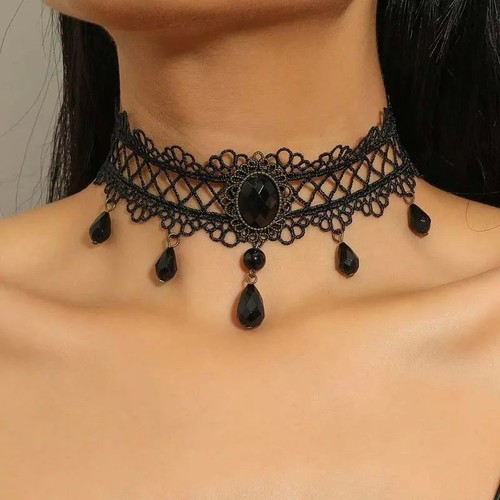 Gothic black lace choker - black,