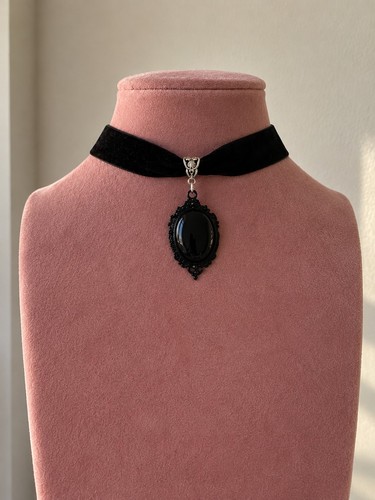 Gothic black velvet - gothic,