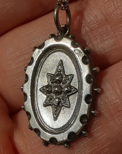 Victorian silver pendant with - silver,
