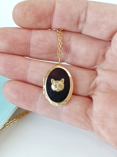 Gold plated vintage - cat, locket