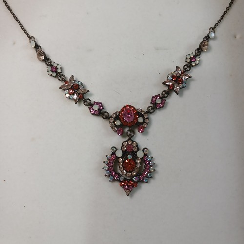 Vintage victorian style pink - style,